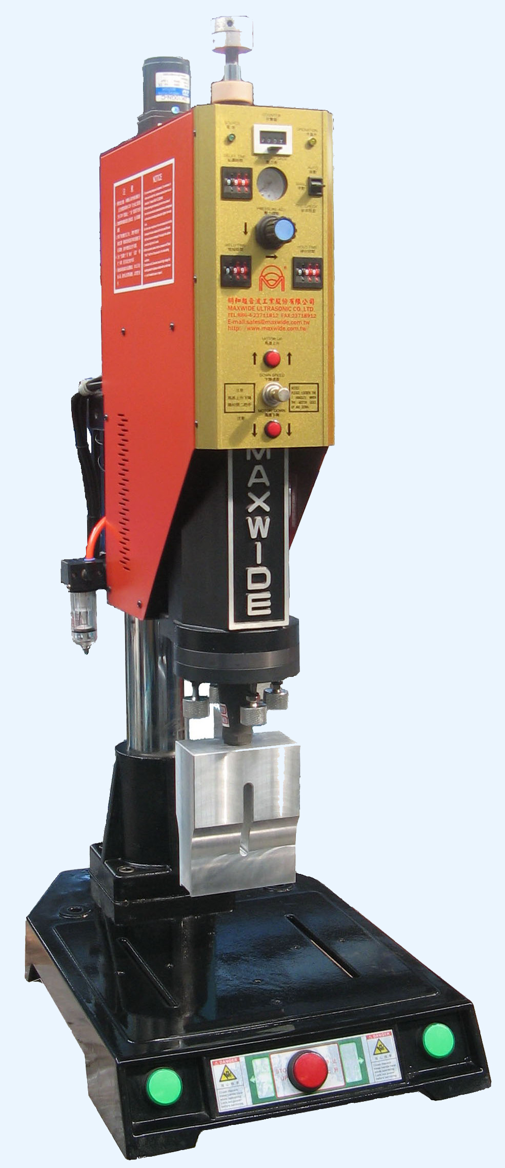 ��װ����ۺ��ӻ�